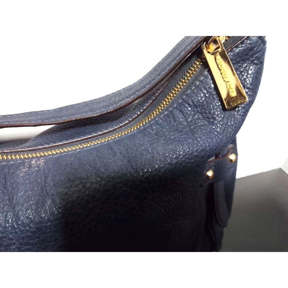 Michael Kors Blue Shoulder Bag - Picture 5 of 6